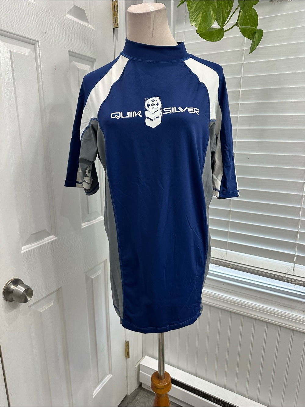 Quiksilver Royal Blue Short Sleeve Rash Guard with White Print